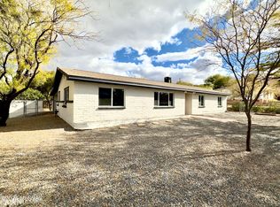 880 N Camino Santiago, Tucson, AZ 85745