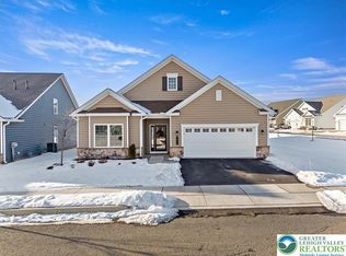 3803 Loyal Ln, Easton, PA 18045