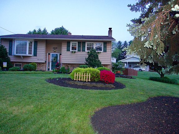 3rd image of 1519 Spring Garden Dr