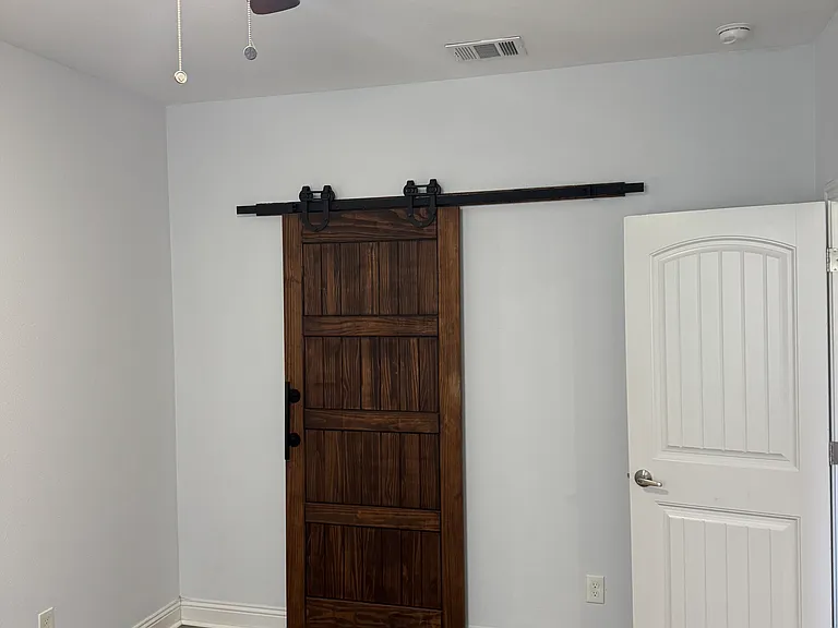 3919 Diamond Ave — Photo 11