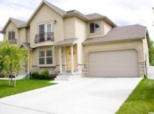 584 E Walnut Gln, Springville, UT 84663