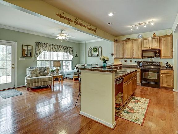 4th image of 4212 Wellston Pl
