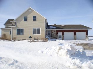 N2793 Apple Ln, Kewaunee, WI 54216