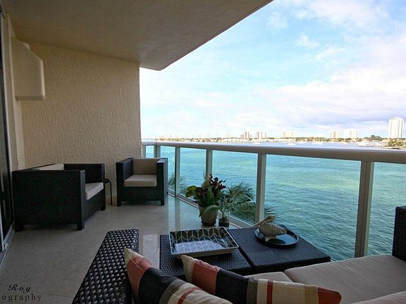 4th image of 2640 Lake Shore Dr Unit 512