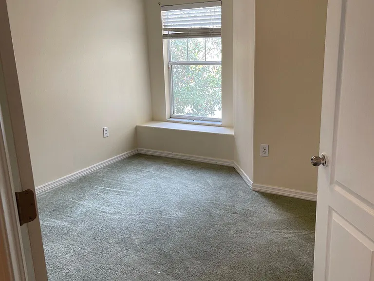 4213 Winding Vine Dr — Photo 14