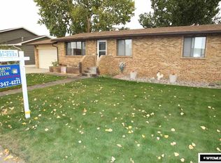 1818 Yellowstone Ave, Worland, WY 82401