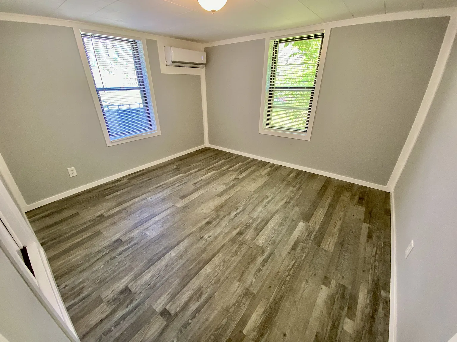 JS - La Motte Ln 509 - 1 — Photo 2