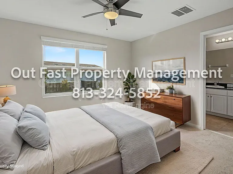 6919 Holly Heath Dr — Photo 14