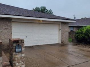 1123 W Caprock St, Hobbs, NM 88240