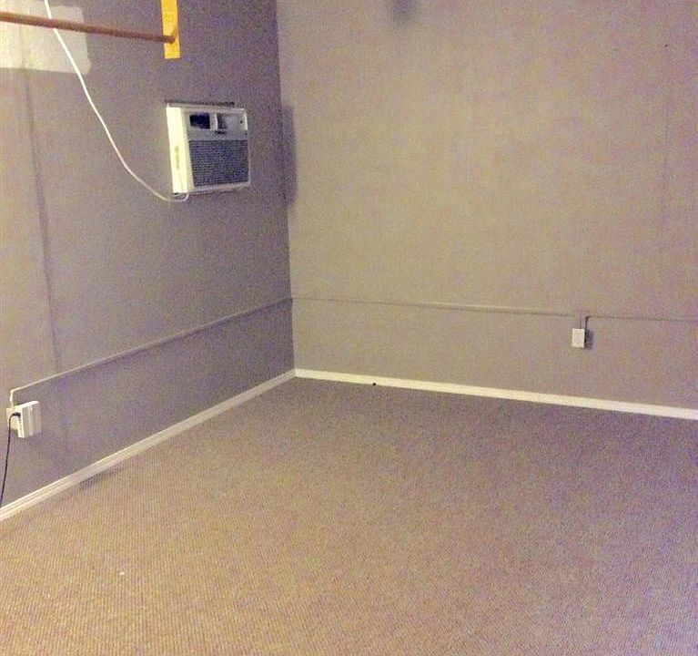 15046402_11