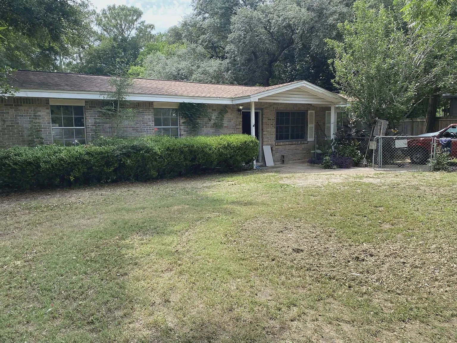2 bed, 1800 sqft, $1,800 — Photo 3