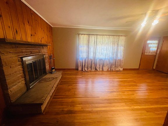 5th image of 513 Sparta Dr
