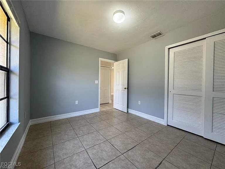 645 Homestead Rd S — Photo 15