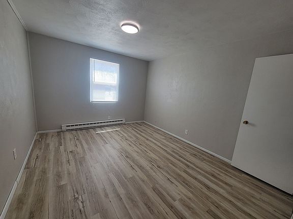 3rd image of 2207-2231 Brookdale Ln #2241