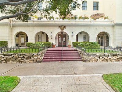 855 S Serrano Ave APT 32A, Los Angeles, CA, 90005