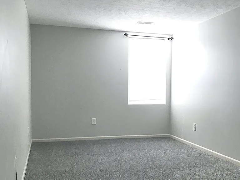 2680 Sawmill Reserve Dr — Photo 25