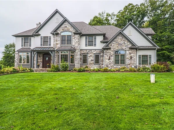 11990 Epping Trl, Chardon, OH 44024