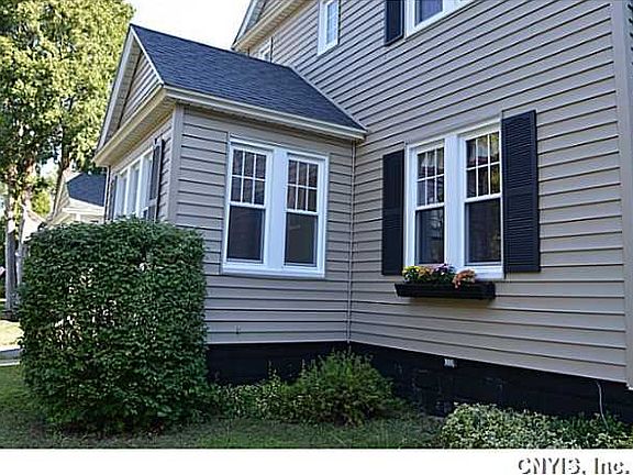 4th image of 407 Wolcott Ave