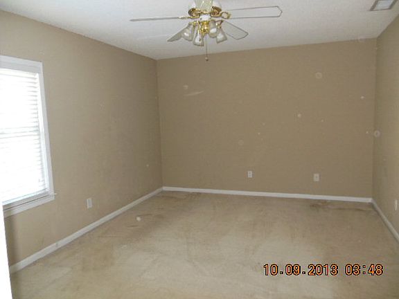 4th image of 1580 Us 19 S APT 5