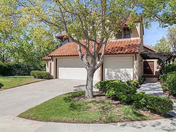 2nd image of 17495 Fairhope Ct