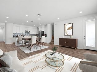 930 E Drapery Ln, Anaheim, CA 92802
