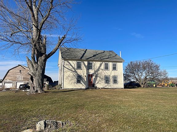 5th image of 70 Wheaton Ave