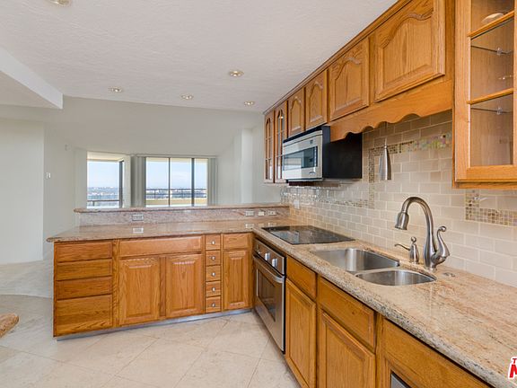 3rd image of 4335 Marina City Dr Unit 1038