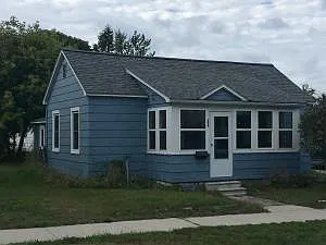 209 N East St