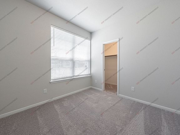 3rd image of 711 Friars Landing Dr
