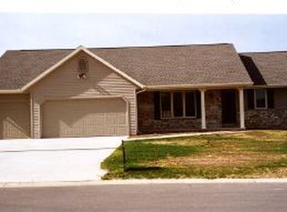 5500 Pleasant Way, Appleton, WI 54913