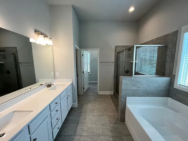 1764 Holman Forest Ct — Photo 17