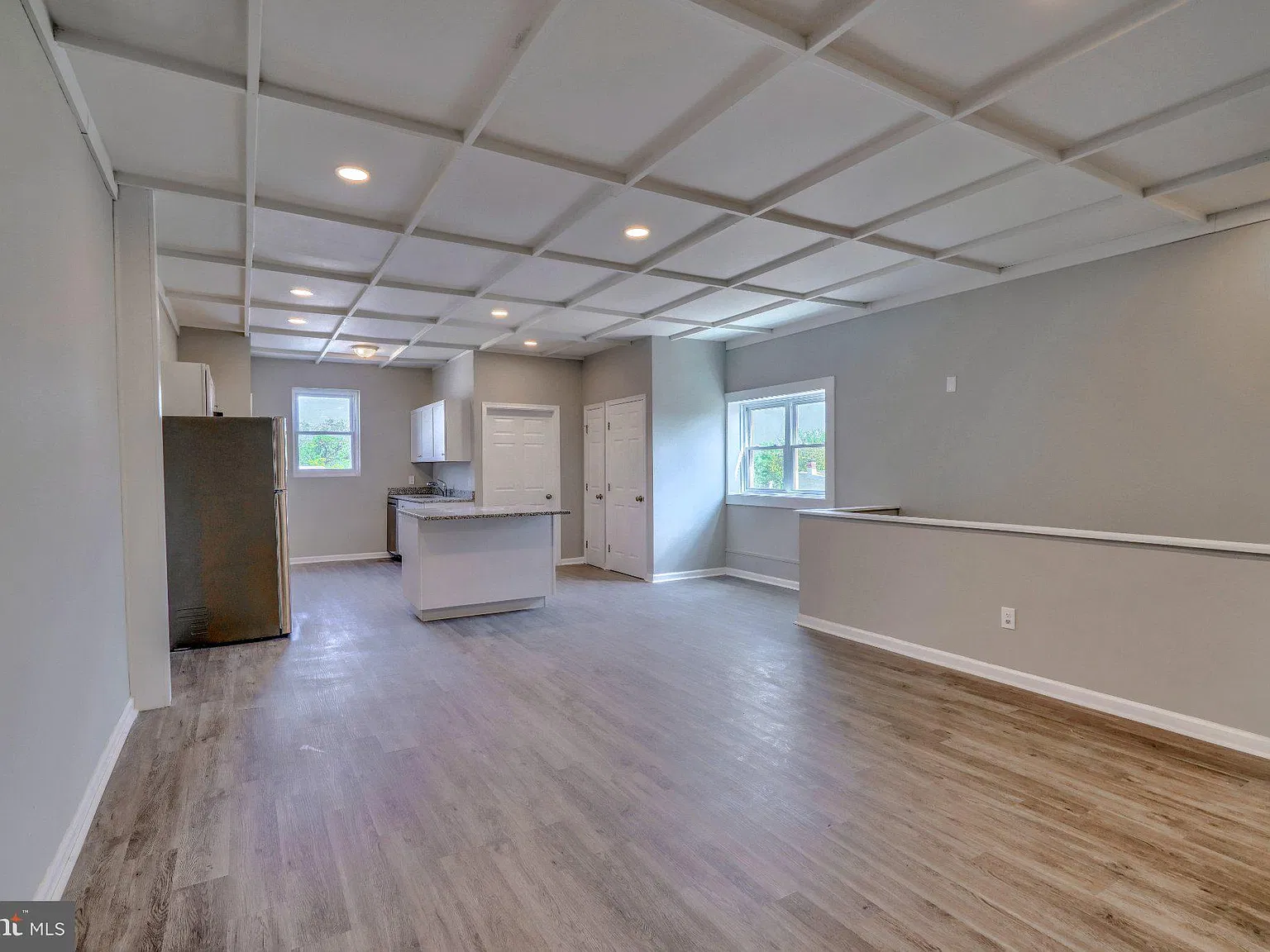 2 bed, 1.0 bath, 1200 sqft, $1,950 — Photo 3