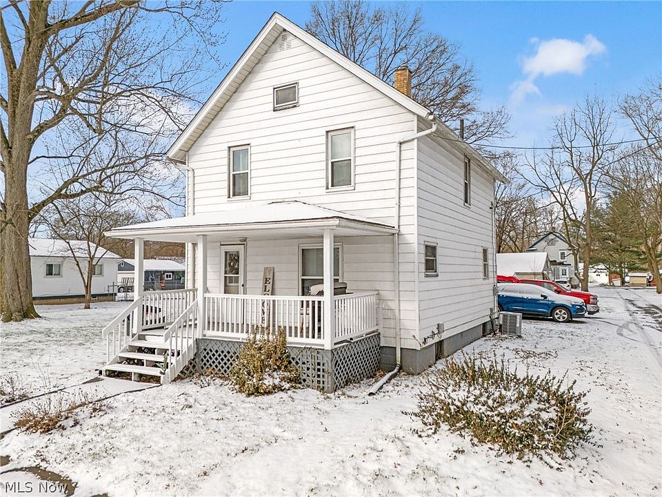1st image of 717 Beaver St