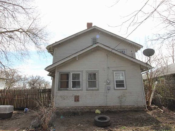 4th image of 917 E Harvey Ave
