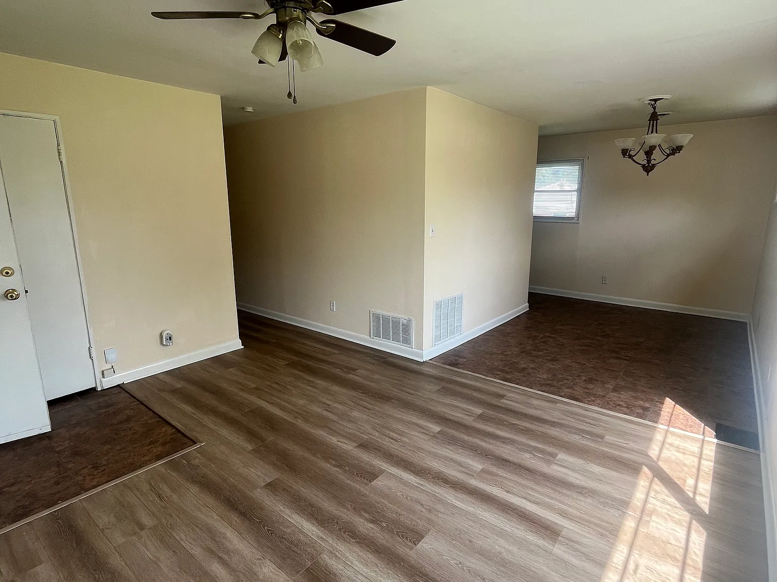 3 bed, 975 sqft, $1,625 — Photo 3