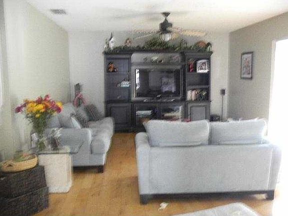4th image of 6100 Strawberry Lakes Cir