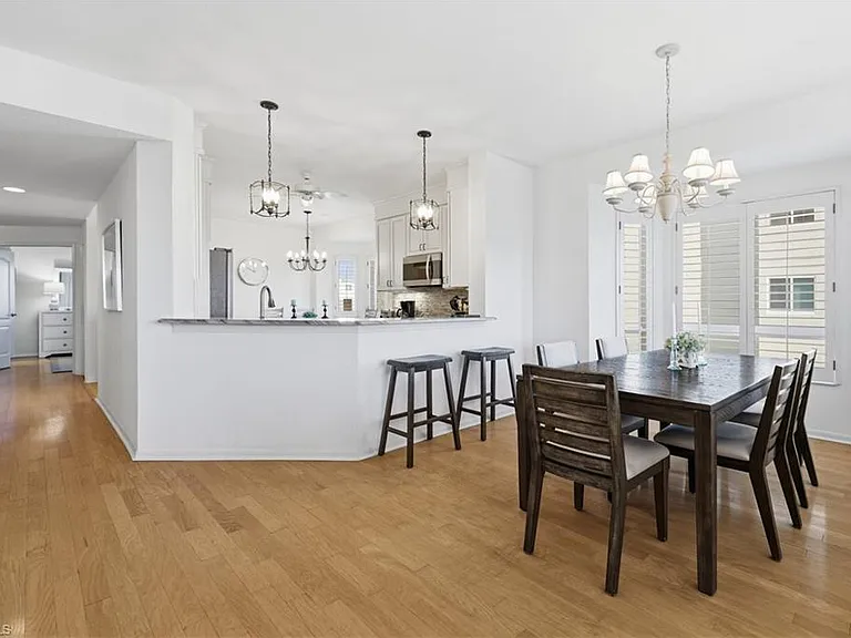 7687 Pebble Creek Cir #301 — Photo 7