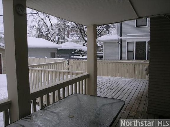 3rd image of 790 Ashland Ave