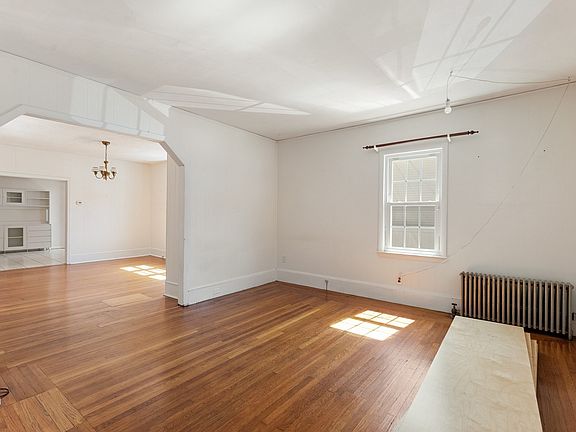 5th image of 22 Clyde St