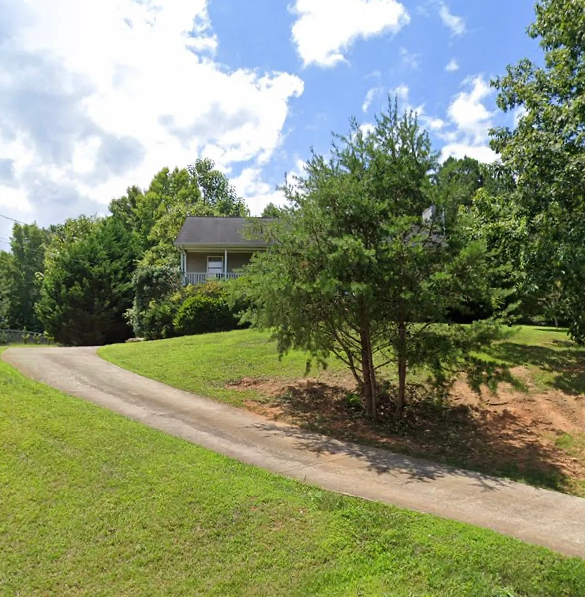 Building Photo - 343 Hobson Dr