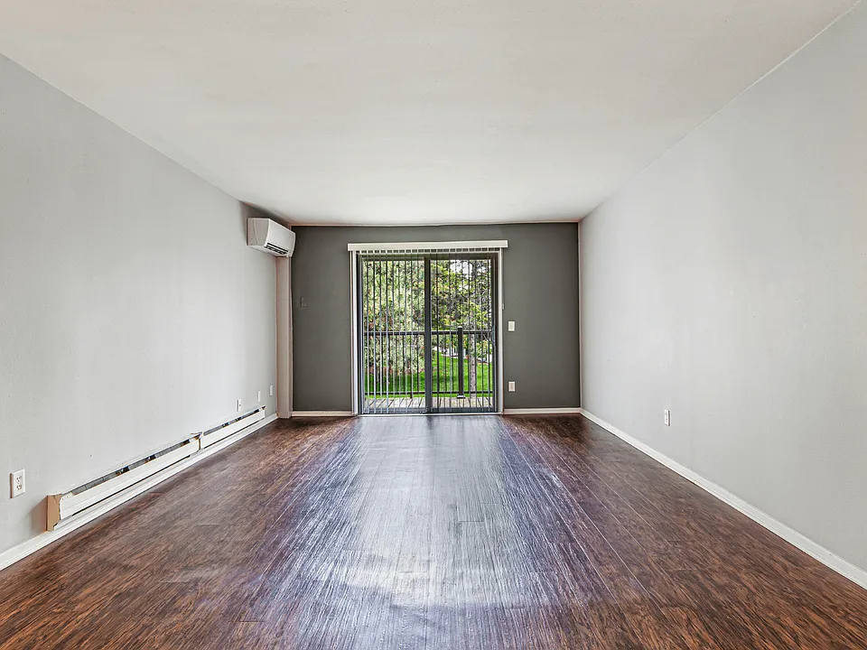 Briarwood Apartments
