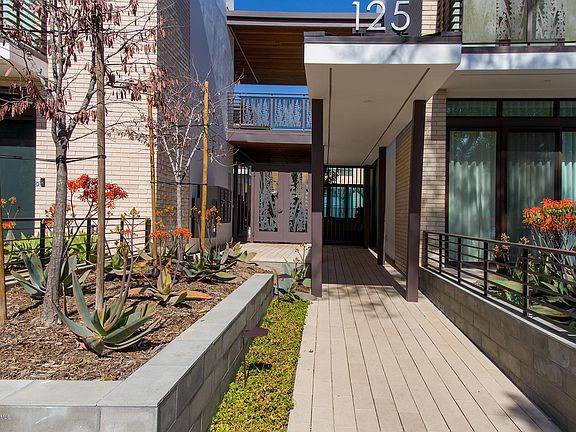 2nd image of 125 Hurlbut St #101