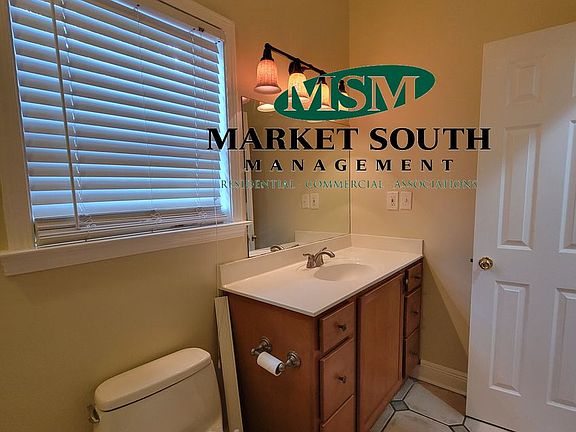 5th image of 310 E 33rd St #33-312