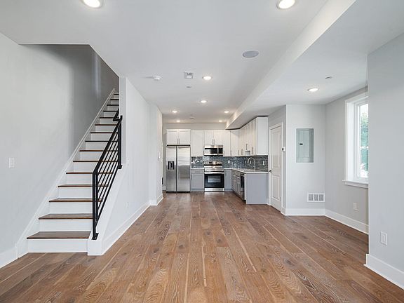 4th image of 1428 S 22nd St #2