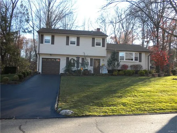 44 Capral Ln, New City, NY 10956