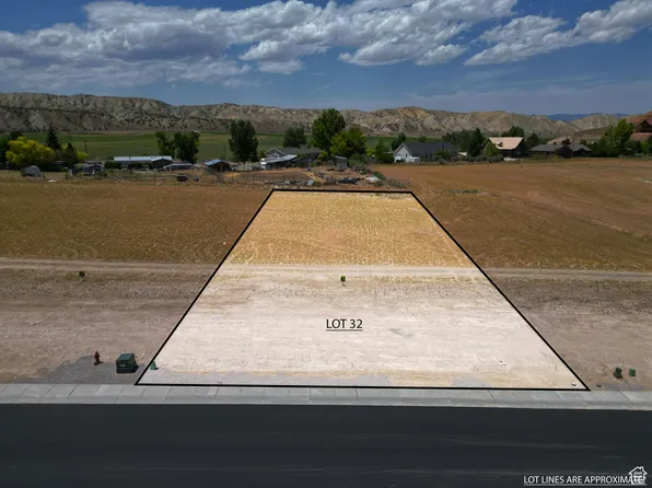 953 N 200 W, Mayfield, UT 84643