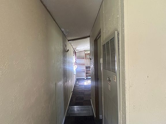 5th image of 4236 Division St #A