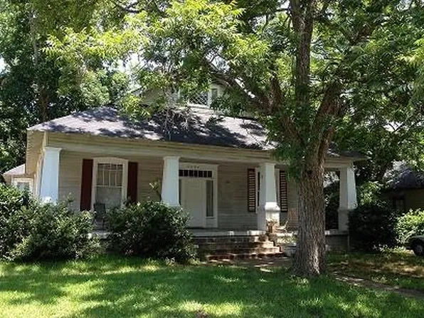 2004 9th Ave #B, Phenix City, AL 36867