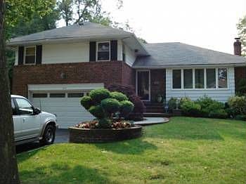 2nd image of 507 Alicia Dr