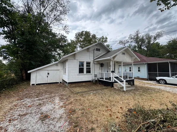 2106 W Webster Street, Springfield, MO 65802